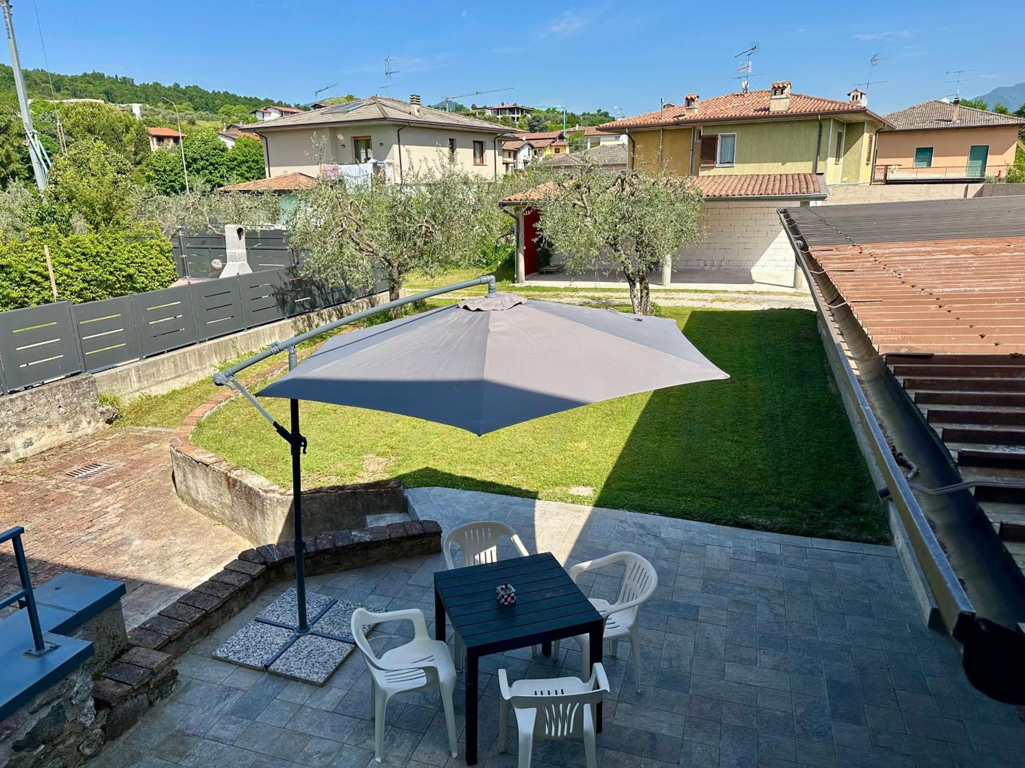B&B La Corte Puegnago sul Garda Exterior foto